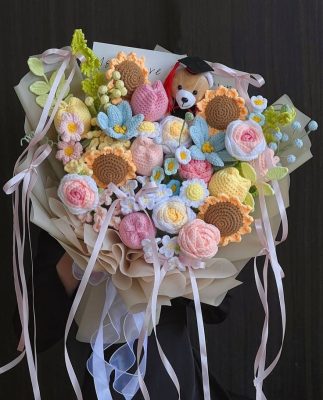 Top 3 mẫu hoa len tốt nghiệp hot nhất nhà Cloudsgift