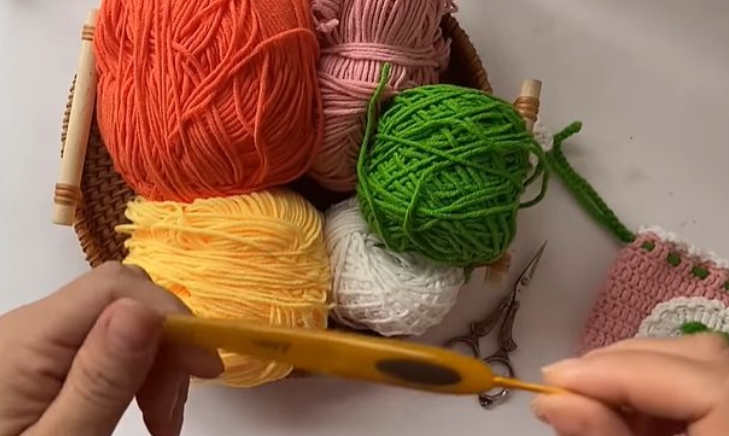 Cách Móc Túi Len mini đựng tỏi