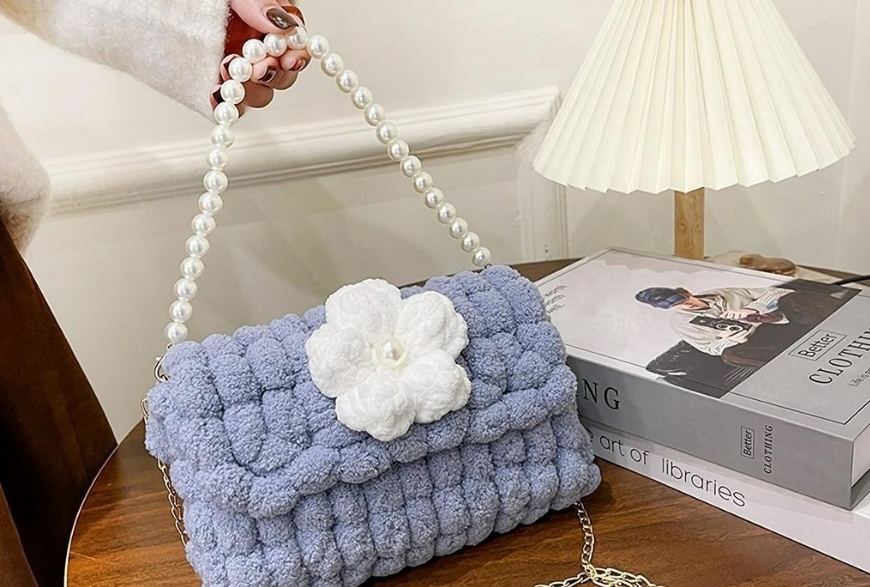 Top Mẫu Túi Len Đẹp Handmade – Phong Cách Cá Nhân